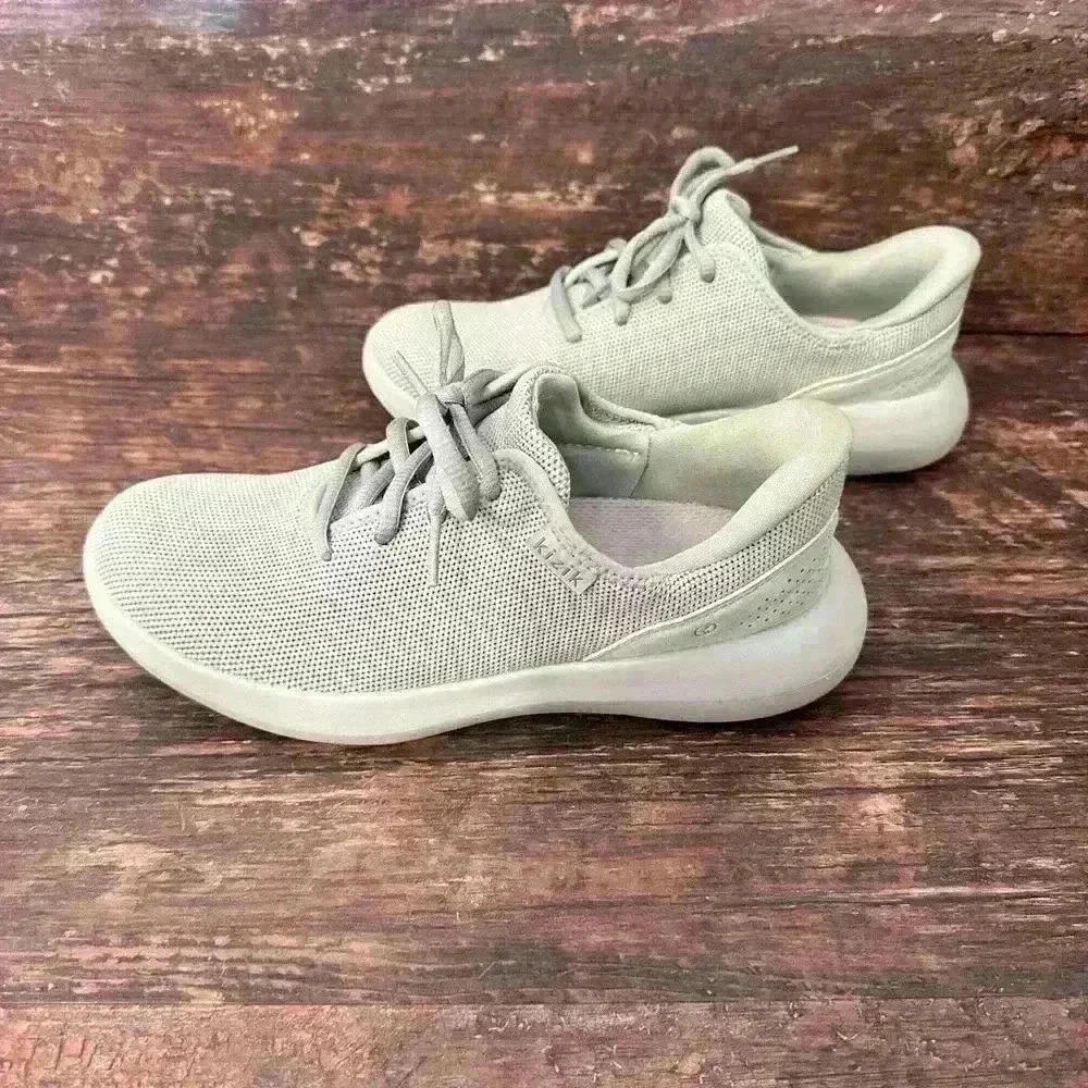 Light Gray Women's Knit Lace-Up Sneakers